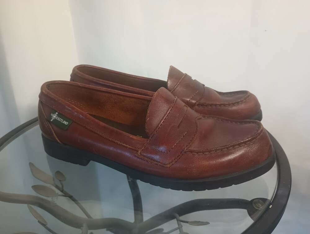 Eastland Womens Penny Loafers 8 Brown Leather Preppy Academia Old Money